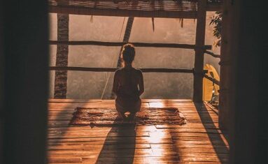 Você já ouviu falar em Yoga Restaurativo?