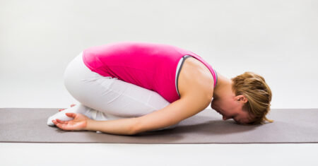 Balasana – Pausa, introspecção e relaxamento